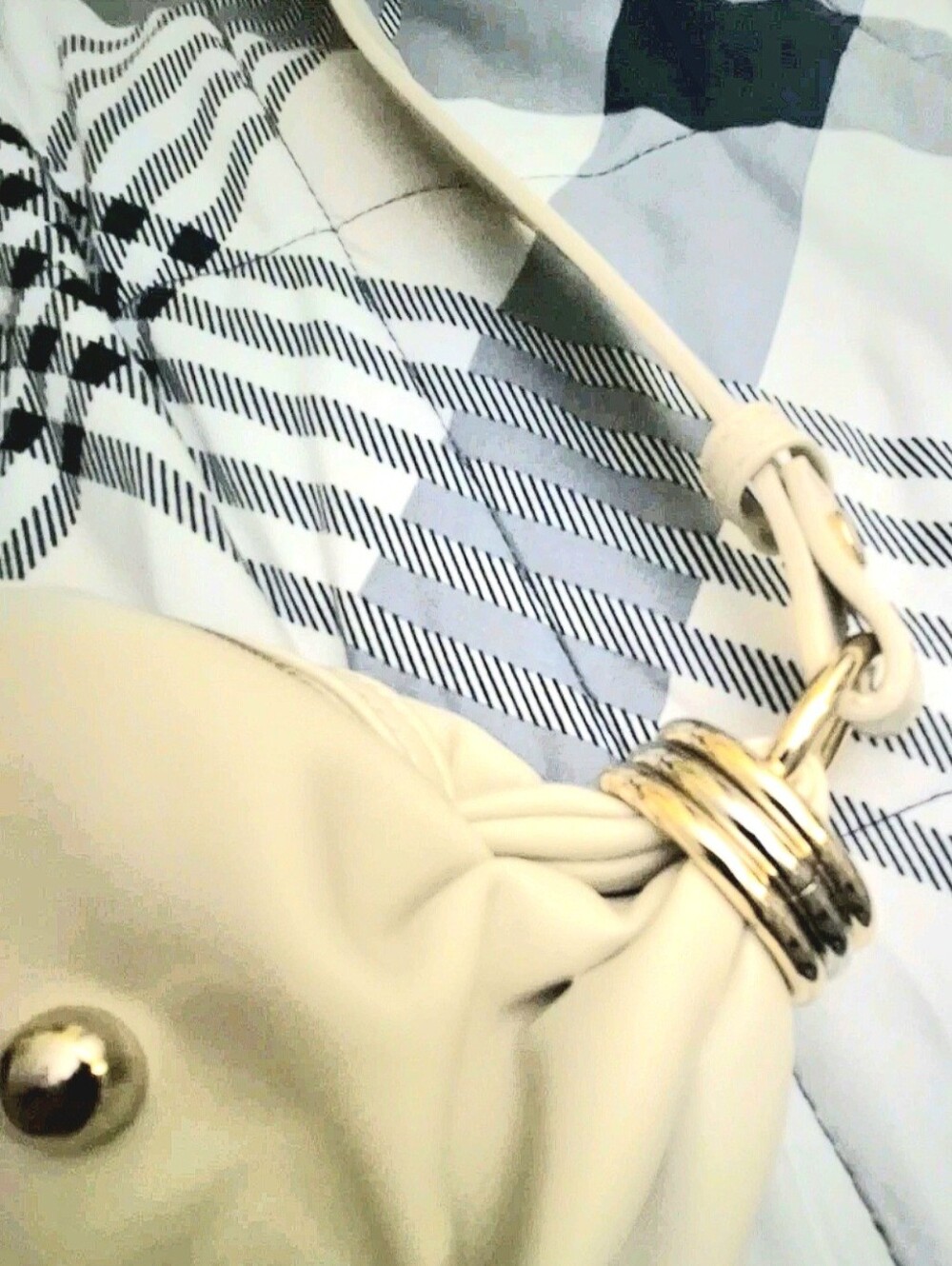 Urban Expressions Bianca High Quality Vegan Leather Hobo Shoulder Bag Cream - Picture 6 of 16